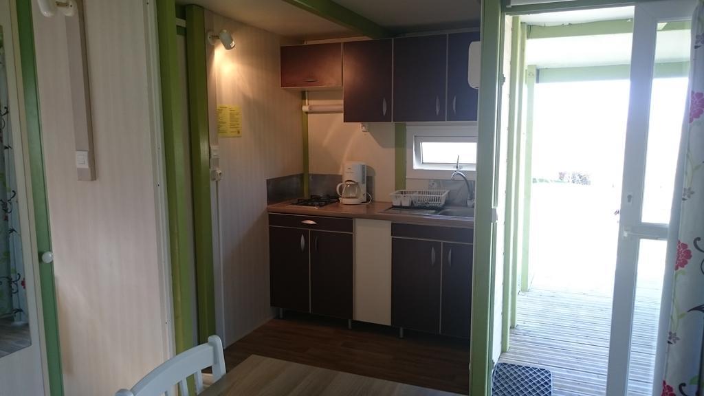 מלון Saint-Valérien Camping Des Rulieres מראה חיצוני תמונה