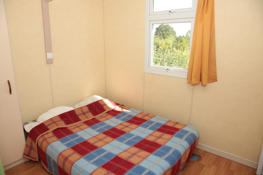 מלון Saint-Valérien Camping Des Rulieres מראה חיצוני תמונה